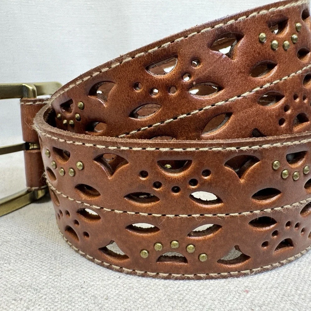 Eddie Bauer Leather‎ Belt Womens M Brown Laser Cut Studded Western Boho Eyelet